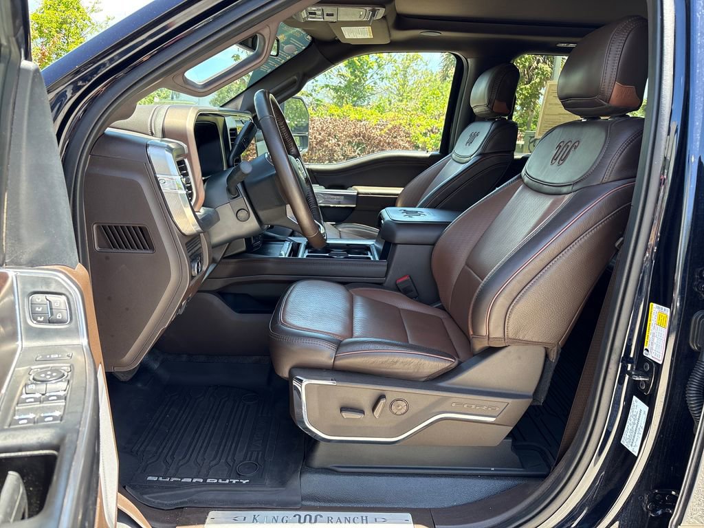 Certified 2025 Ford F250 King Ranch AWD/4WD image 28