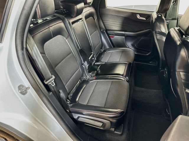 Certified 2025 Ford Escape ST-Line Select AWD/4WD image 15