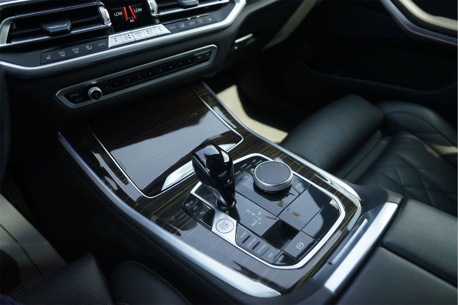 Used 2023 BMW X5 xDrive40i AWD/4WD image 28