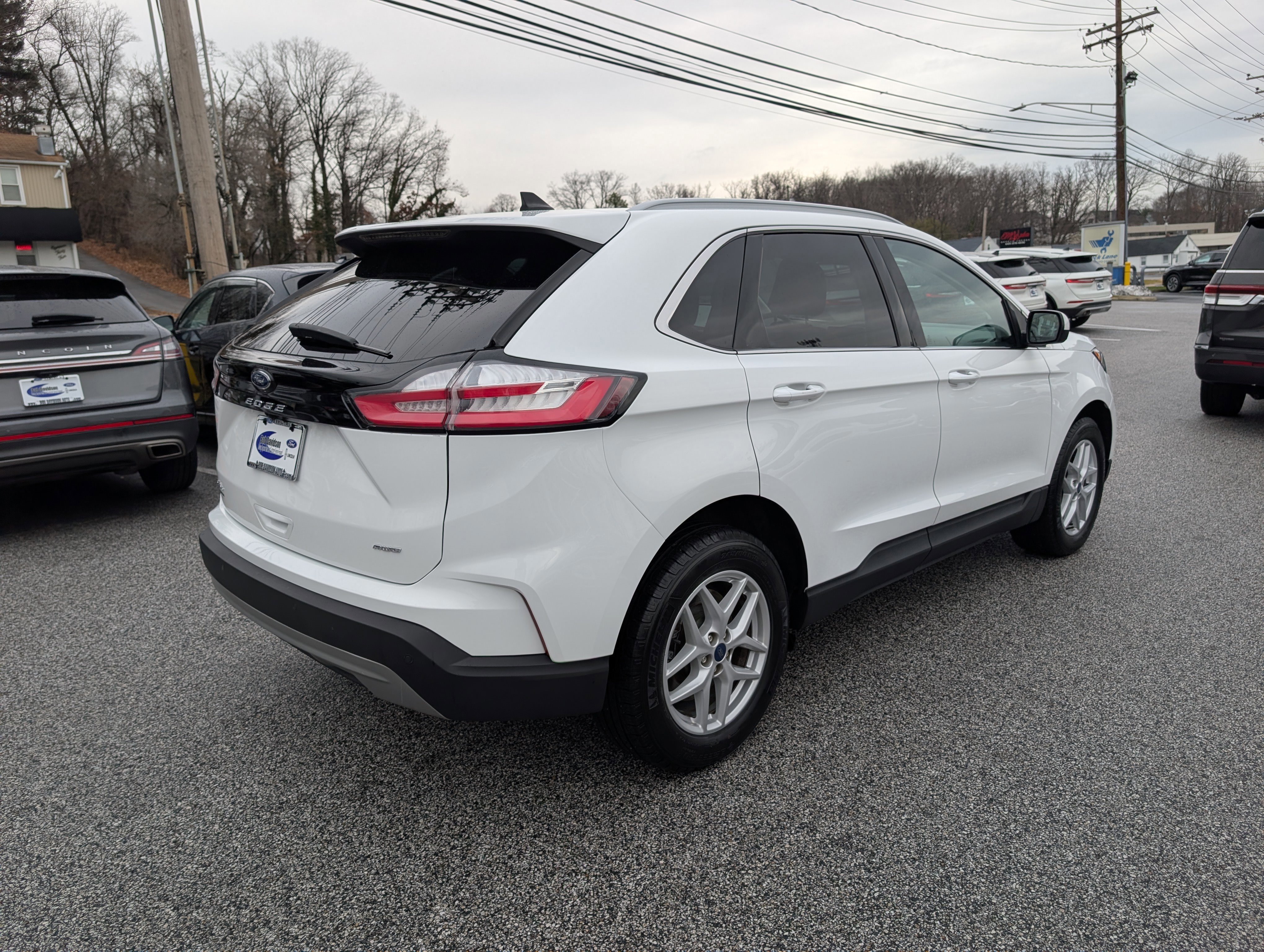 Certified 2022 Ford Edge SEL w/ Convenience Package image 4