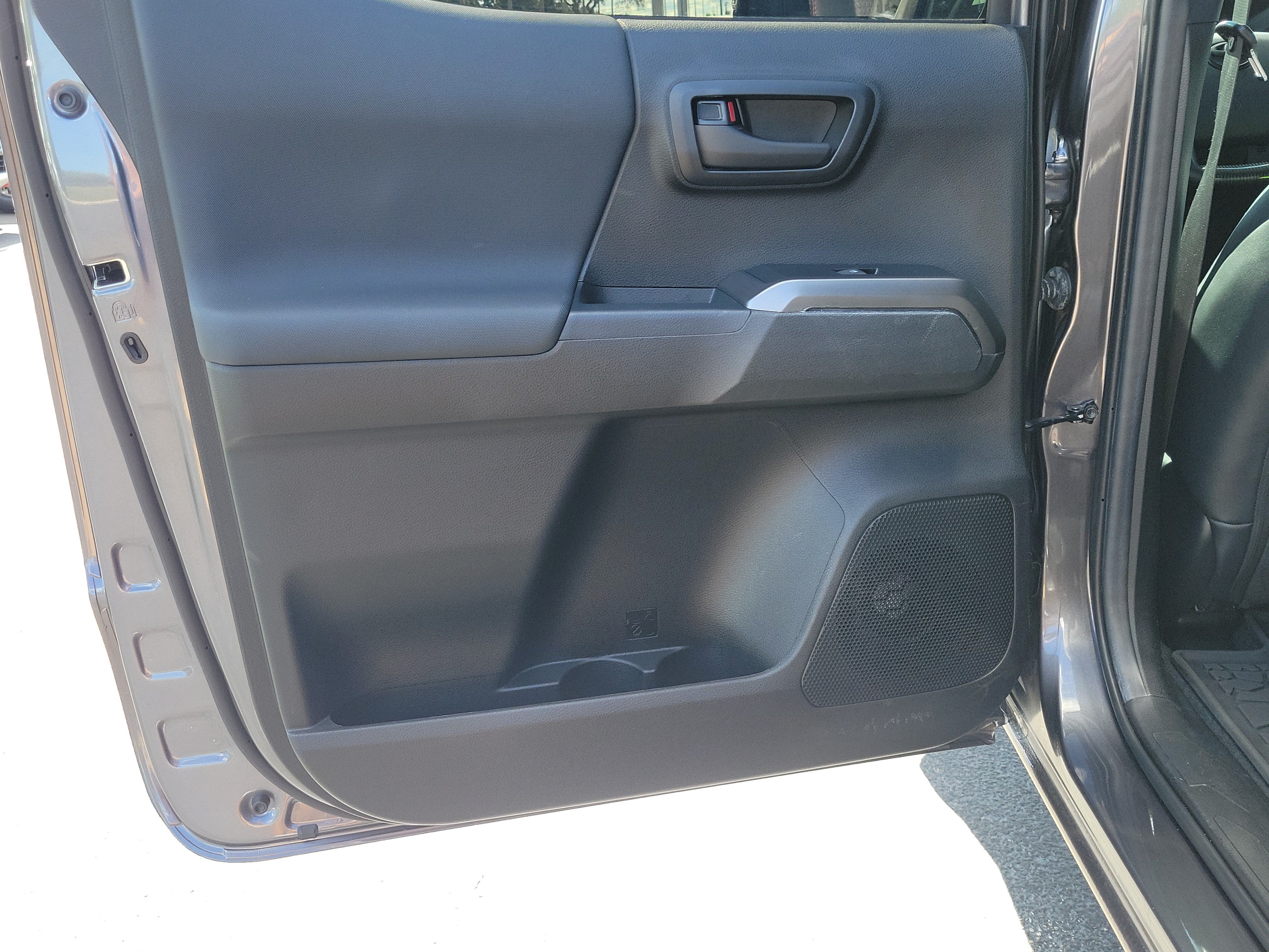 Used 2022 Toyota Tacoma TRD Pro AWD/4WD image 11
