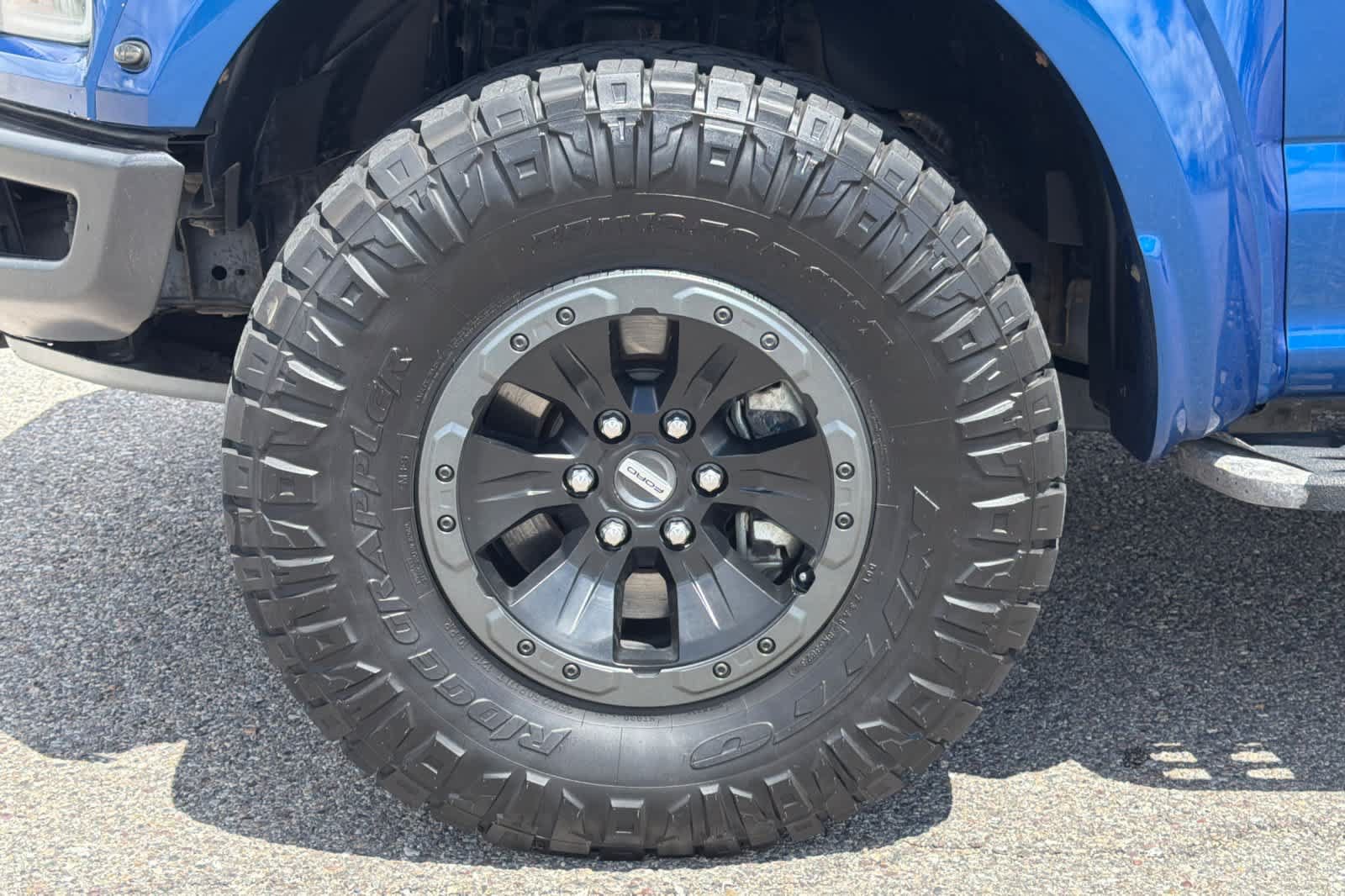Certified 2017 Ford F150 Raptor w/ Equipment Group 802A Luxury AWD/4WD image 26