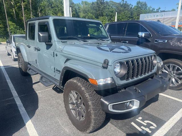 Used 2024 Jeep Gladiator Sport