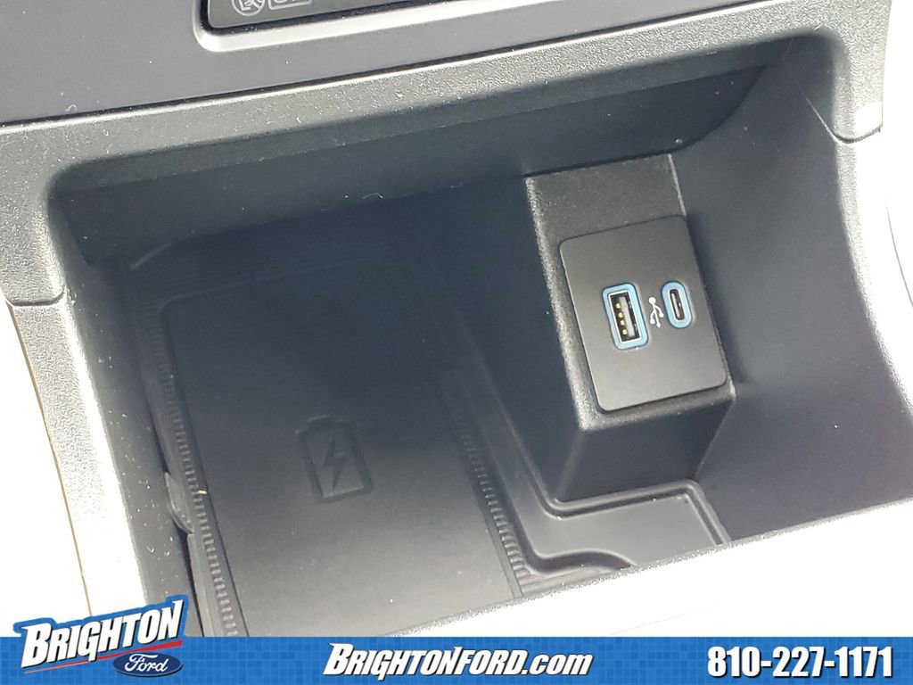 Certified 2024 Ford Edge SEL w/ Convenience Package image 27