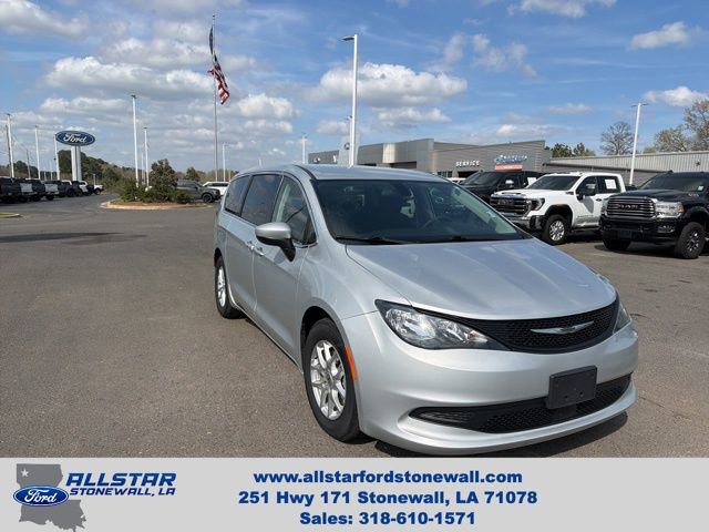 Used 2022 Chrysler Voyager LX