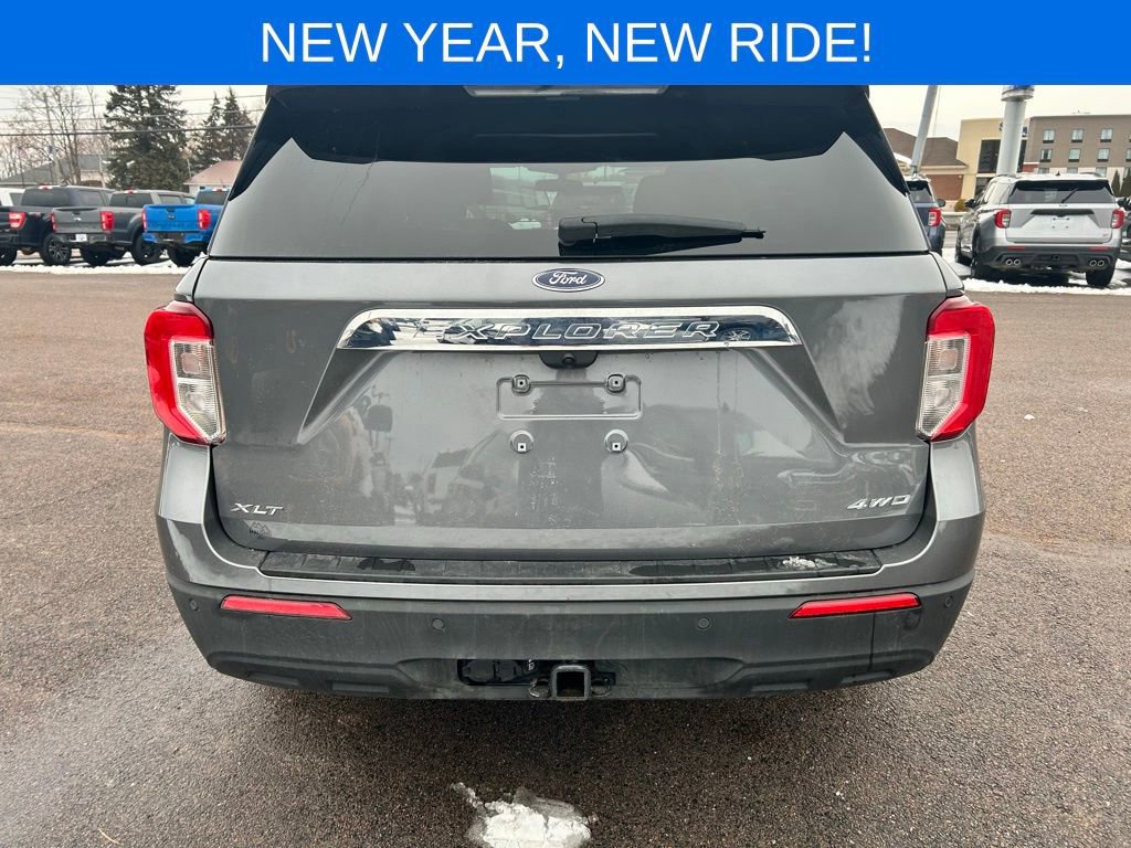 Certified 2023 Ford Explorer XLT w/ Class IV Trailer Tow Package image 5