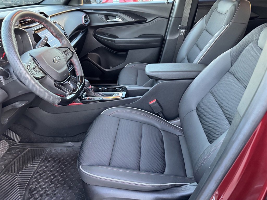 Used 2023 Chevrolet TrailBlazer RS w/ Convenience Package image 10