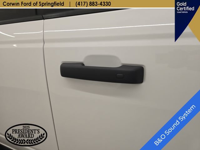 Certified 2024 Ford Bronco Wildtrak AWD/4WD image 10