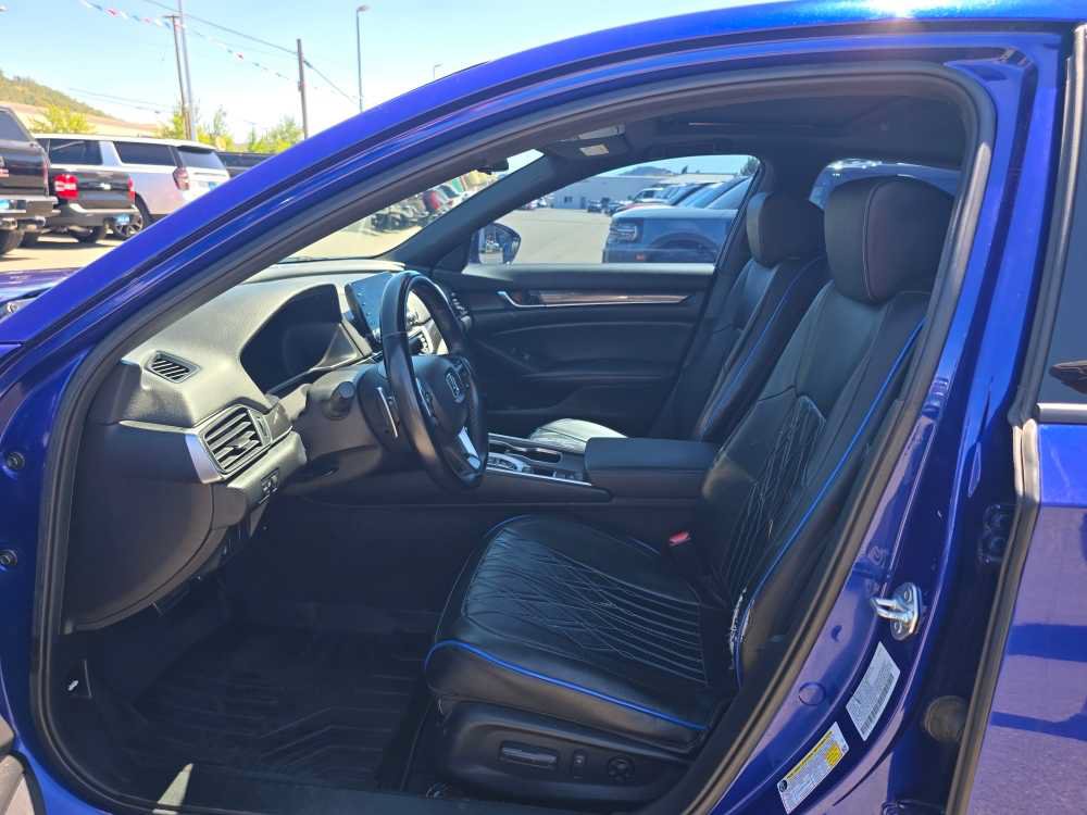 Used 2022 Honda Accord Sport image 9
