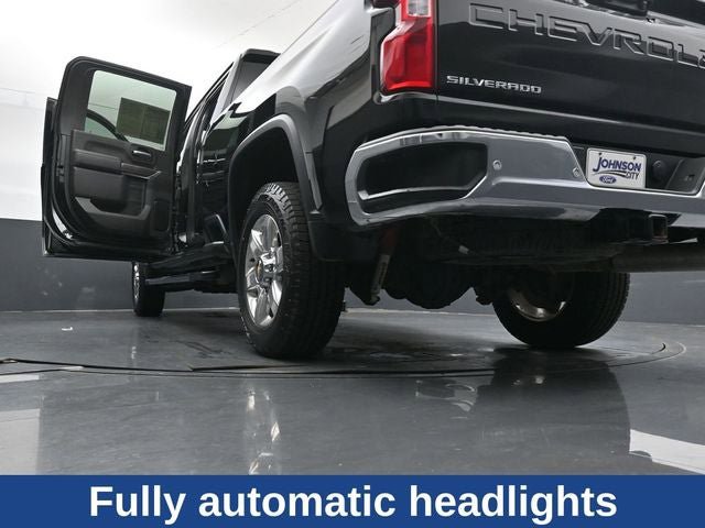 Used 2022 Chevrolet Silverado 2500 LTZ w/ LTZ Plus Package AWD/4WD image 40