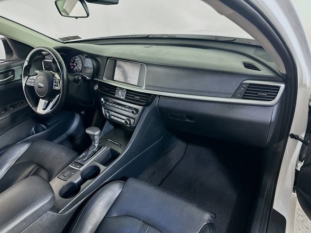 Used 2020 Kia Optima SE image 11