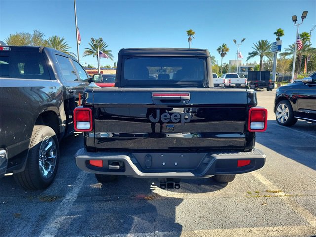 Used 2023 Jeep Gladiator Sport w/ Trailer Tow Package image 3