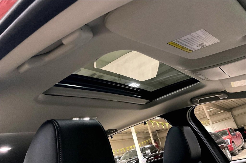 Used 2024 MAZDA CX-90 3.3 Turbo w/ Preferred Plus image 21