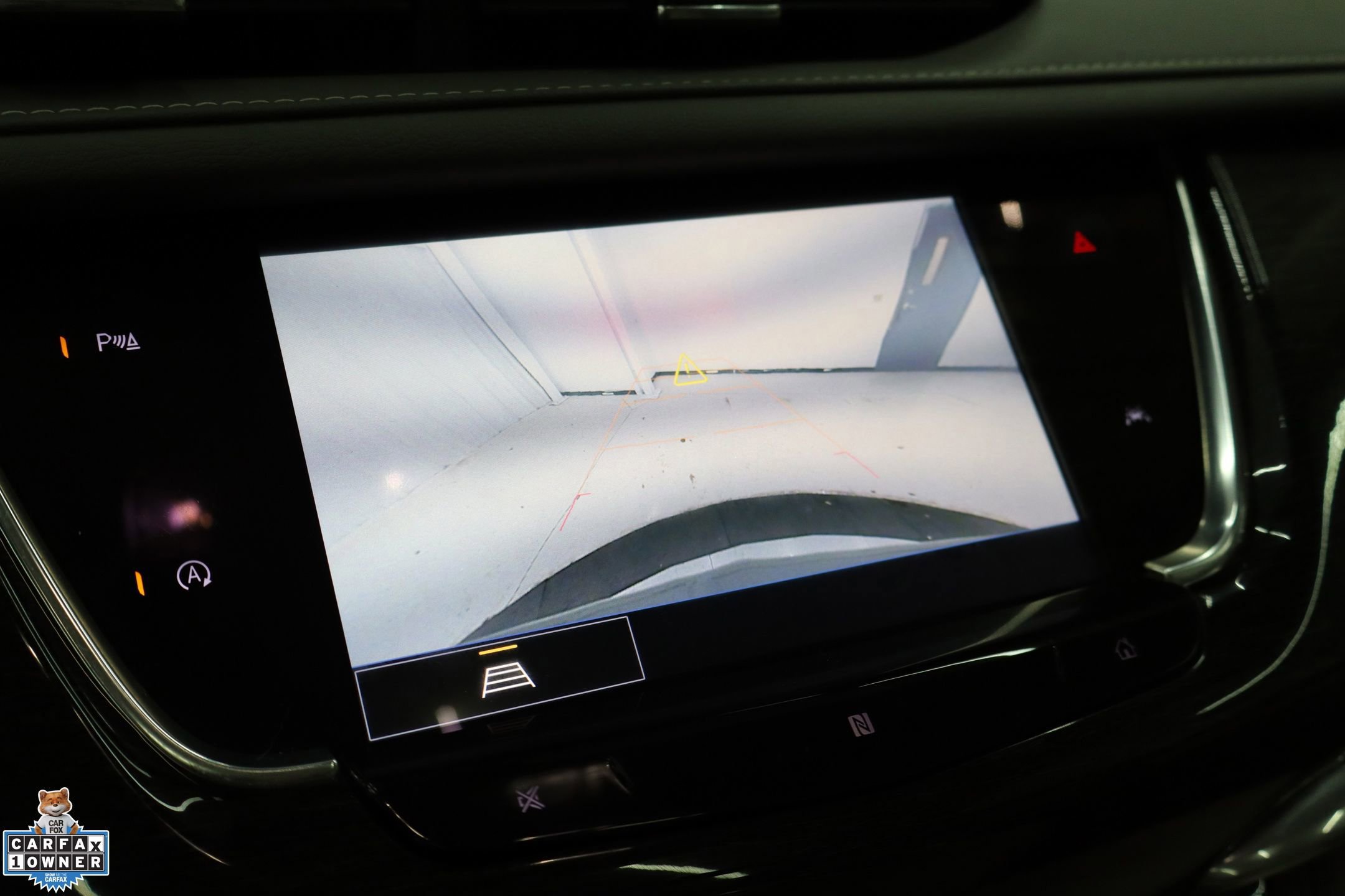 Used 2021 Cadillac XT6 Premium Luxury w/ LPO, Floor Liner Package image 21