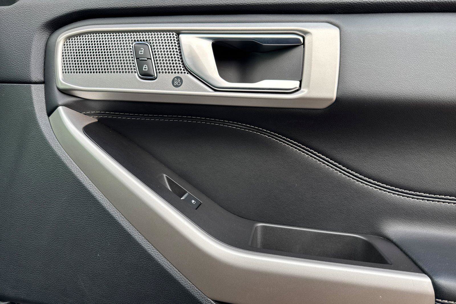 Certified 2023 Ford Explorer XLT w/ Equipment Group 202A image 11