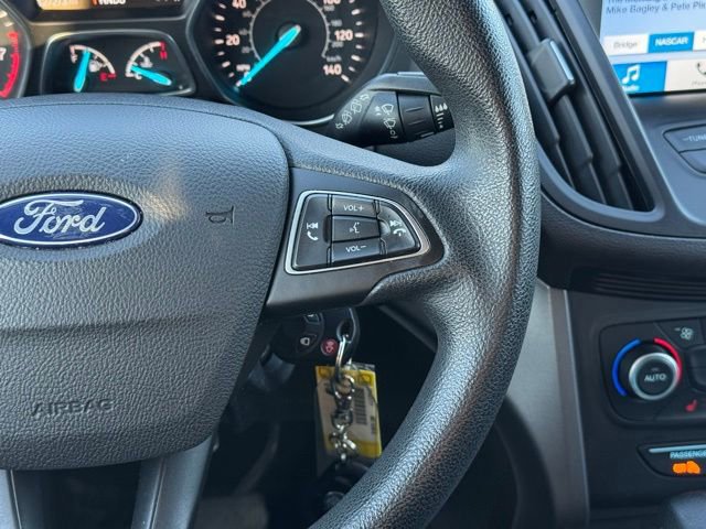 Certified 2018 Ford Escape SE w/ SE Sync 3 Package AWD/4WD image 32