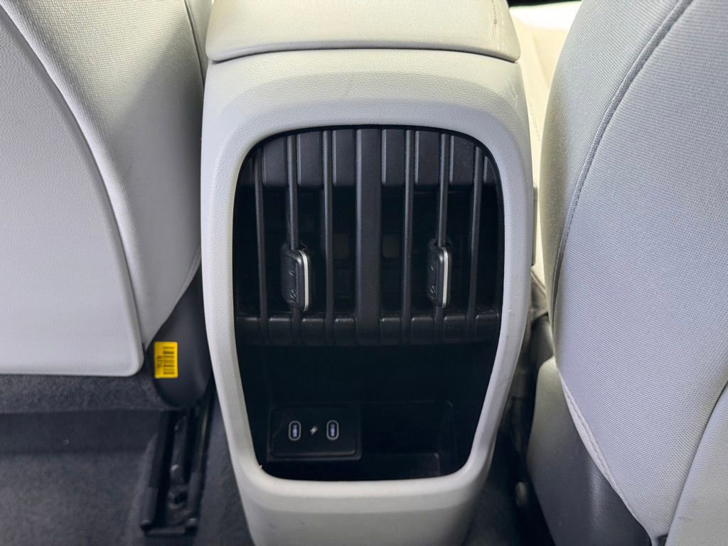 Used 2024 Hyundai Kona SEL AWD/4WD image 29