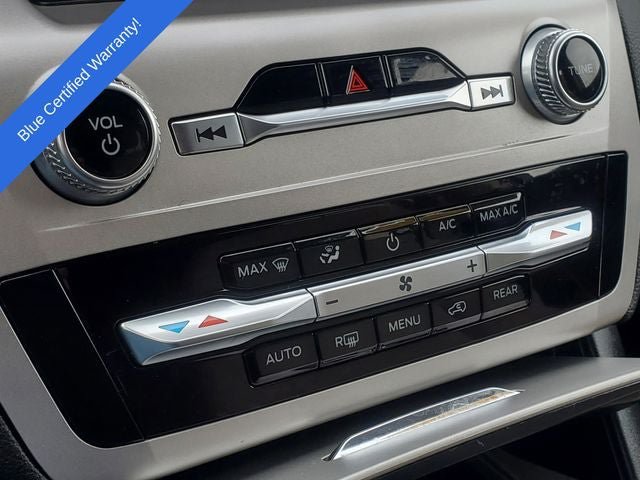 Certified 2022 Ford Explorer 4WD image 17