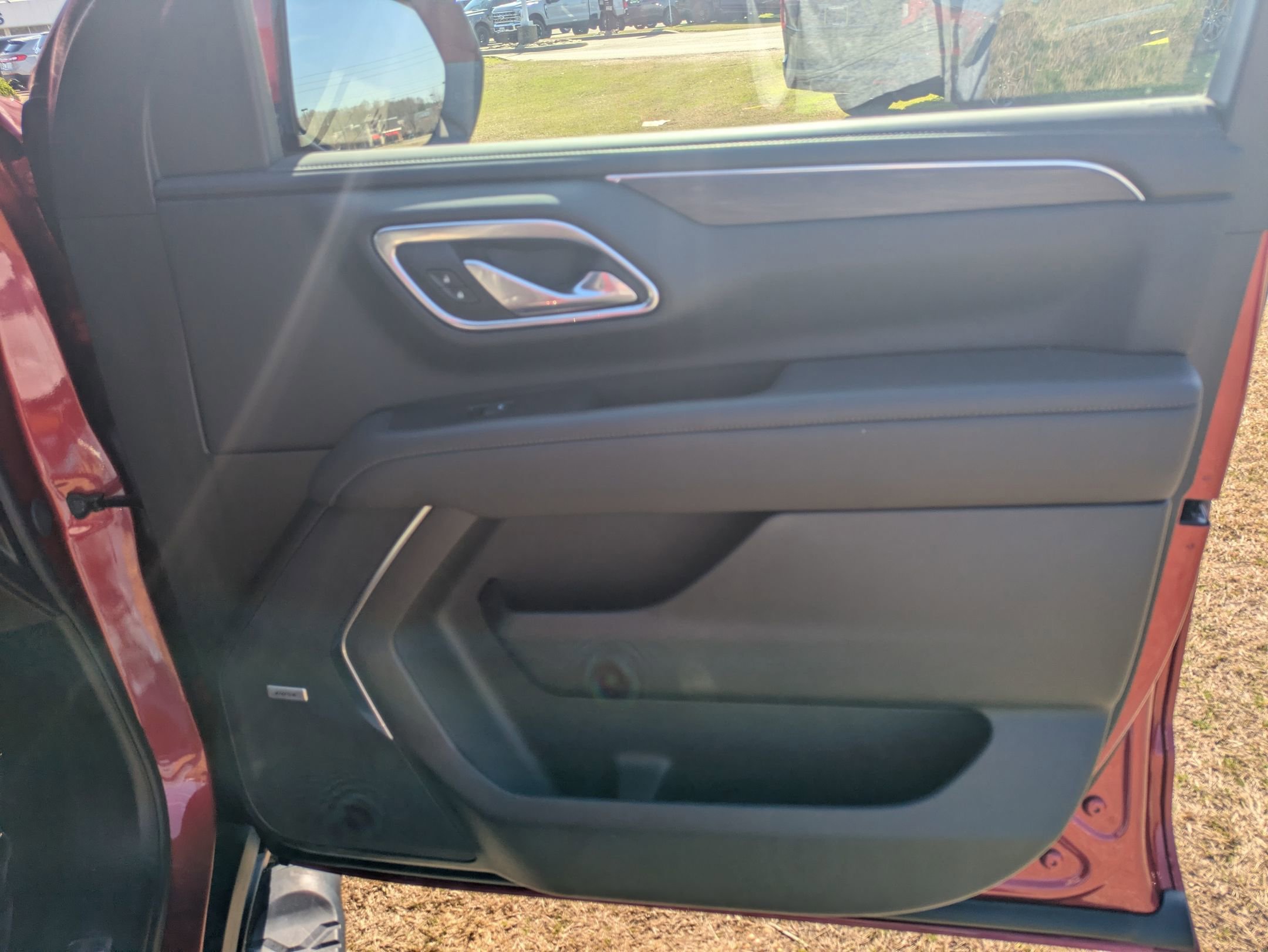 Used 2024 Chevrolet Tahoe Z71 image 35