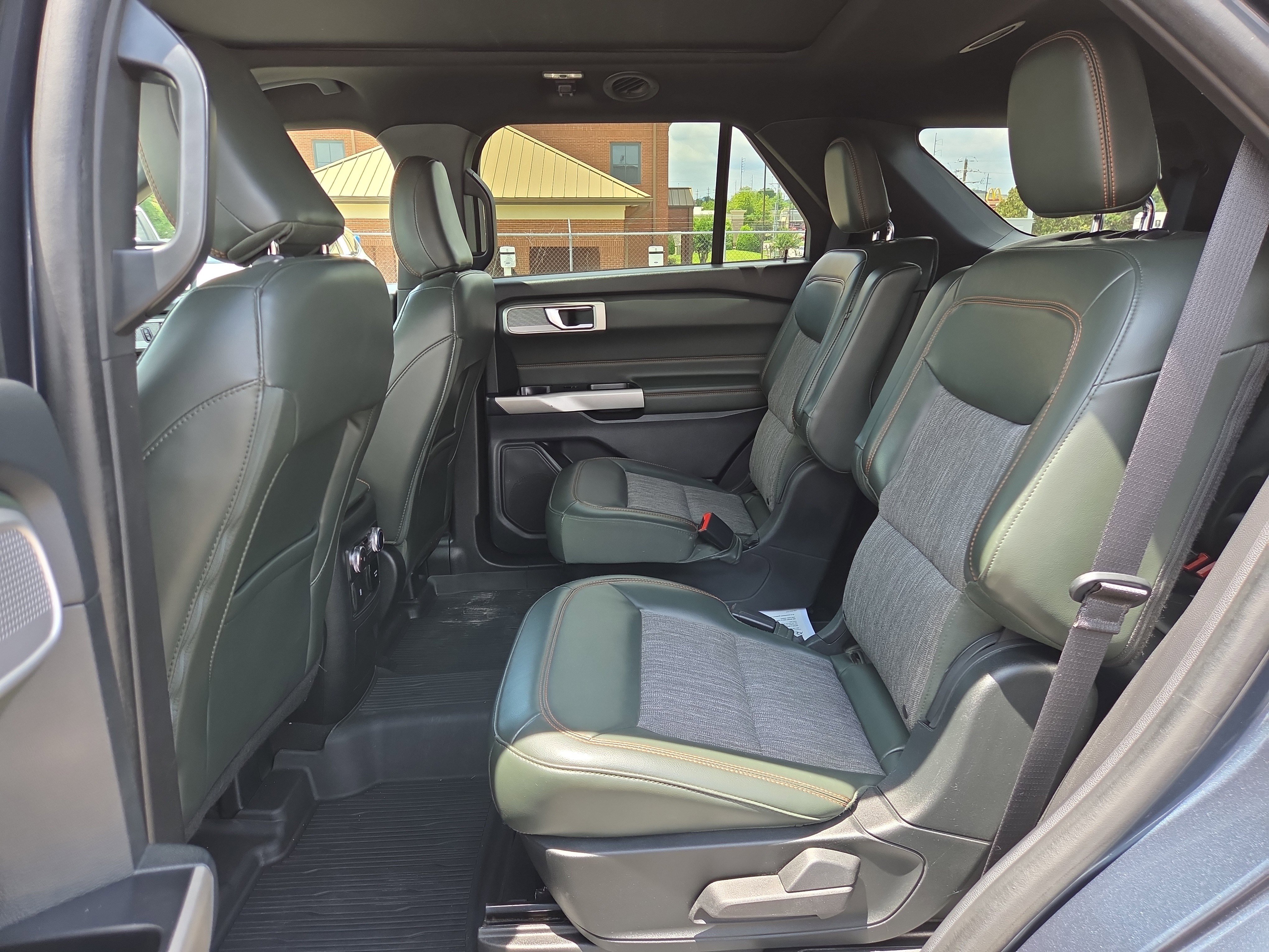 Certified 2022 Ford Explorer Timberline w/ Timberline Technology Package AWD/4WD image 11