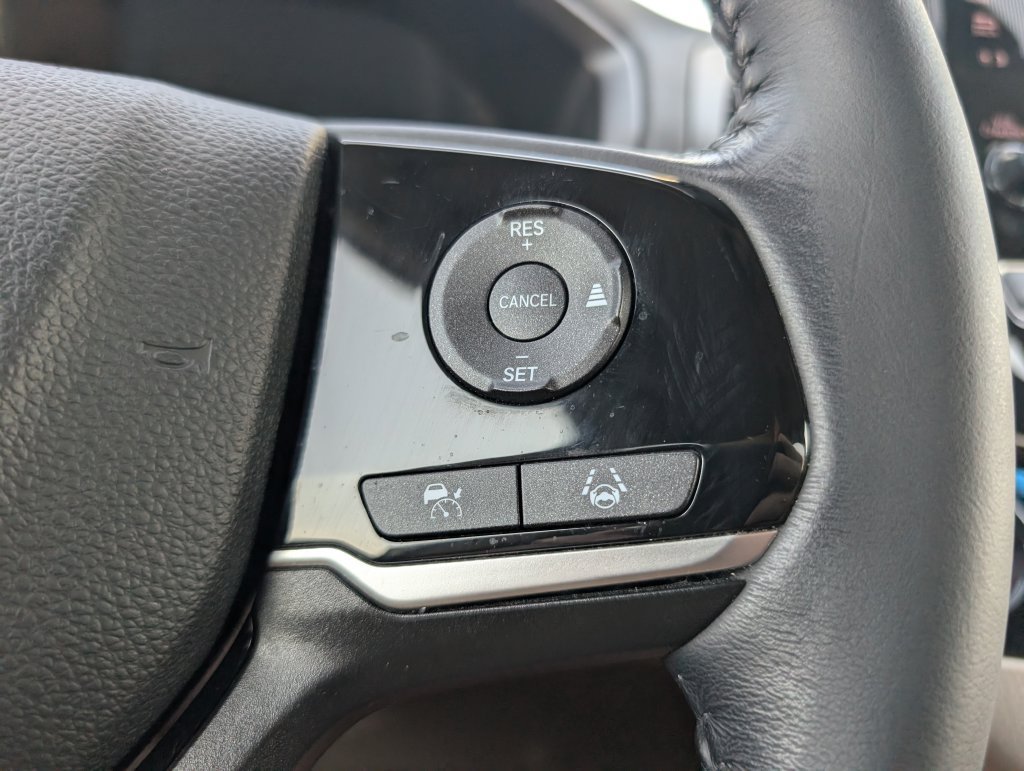 Used 2023 Honda Odyssey Touring image 18