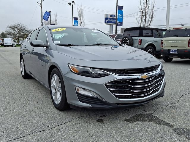Used 2023 Chevrolet Malibu LT FWD image 2
