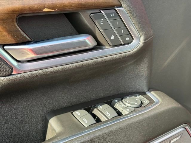 Used 2024 Chevrolet Silverado 3500 High Country image 26