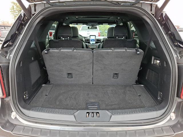 Certified 2020 Ford Explorer ST w/ Premium Technology Package image 31