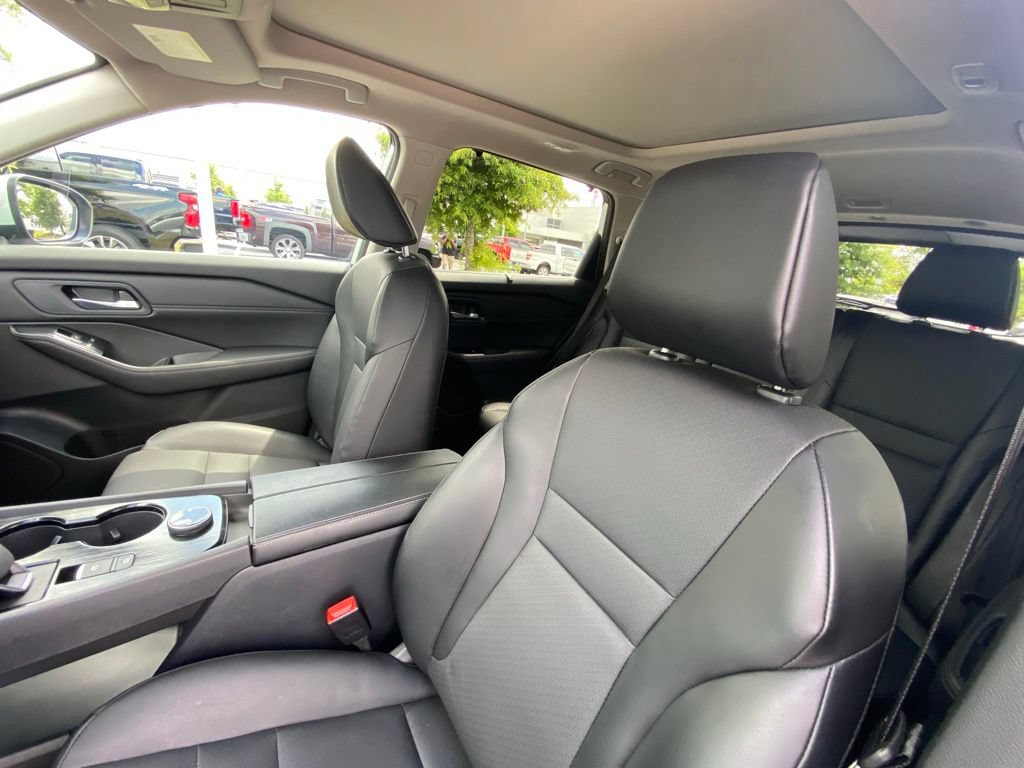 Used 2024 Nissan Rogue SV w/ SV Premium Package AWD/4WD image 21