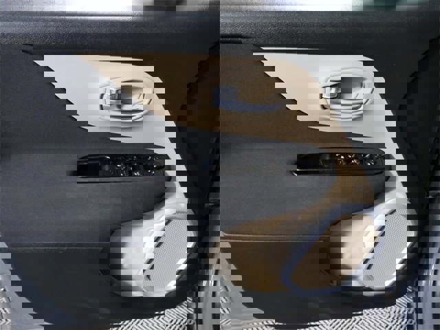 Used 2019 Jeep Renegade Sport image 17