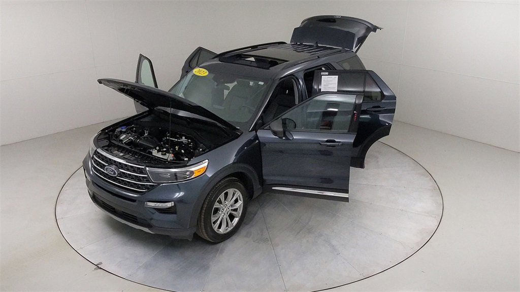 Certified 2023 Ford Explorer XLT w/ Equipment Group 202A image 46
