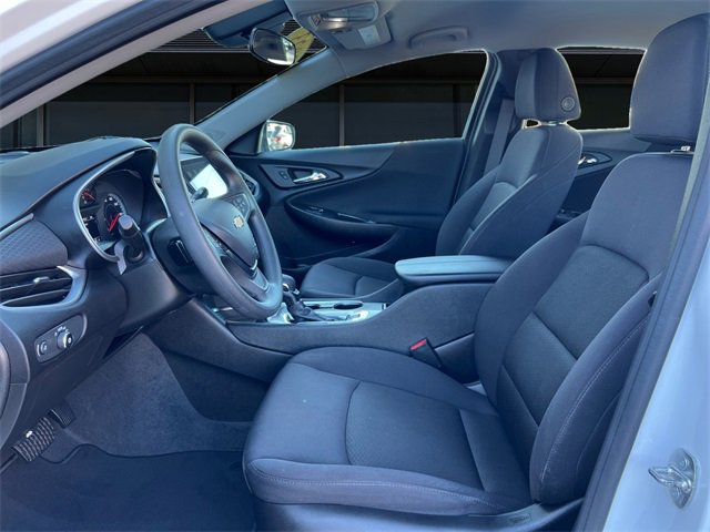 Used 2023 Chevrolet Malibu LT image 9