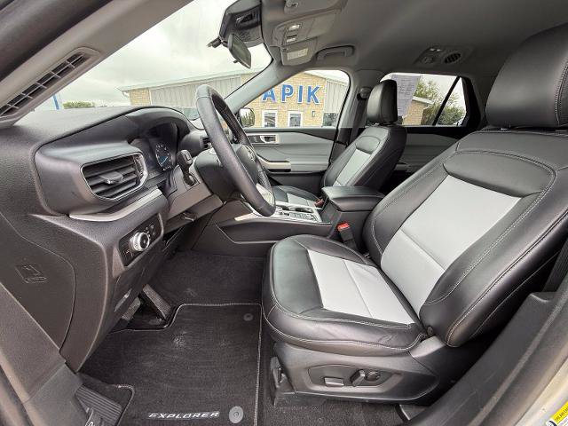 Certified 2023 Ford Explorer XLT w/ Equipment Group 202A AWD/4WD image 13