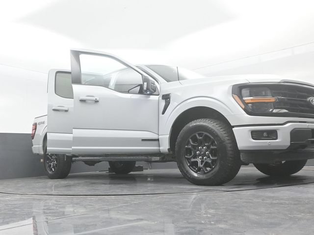 Certified 2024 Ford F150 XLT w/ Equipment Group 302A MID AWD/4WD image 31