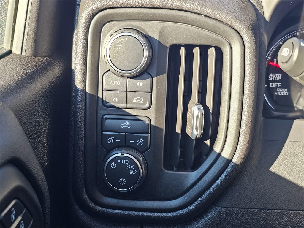 Used 2024 Chevrolet Silverado 1500 W/T w/ WT Value Package image 29