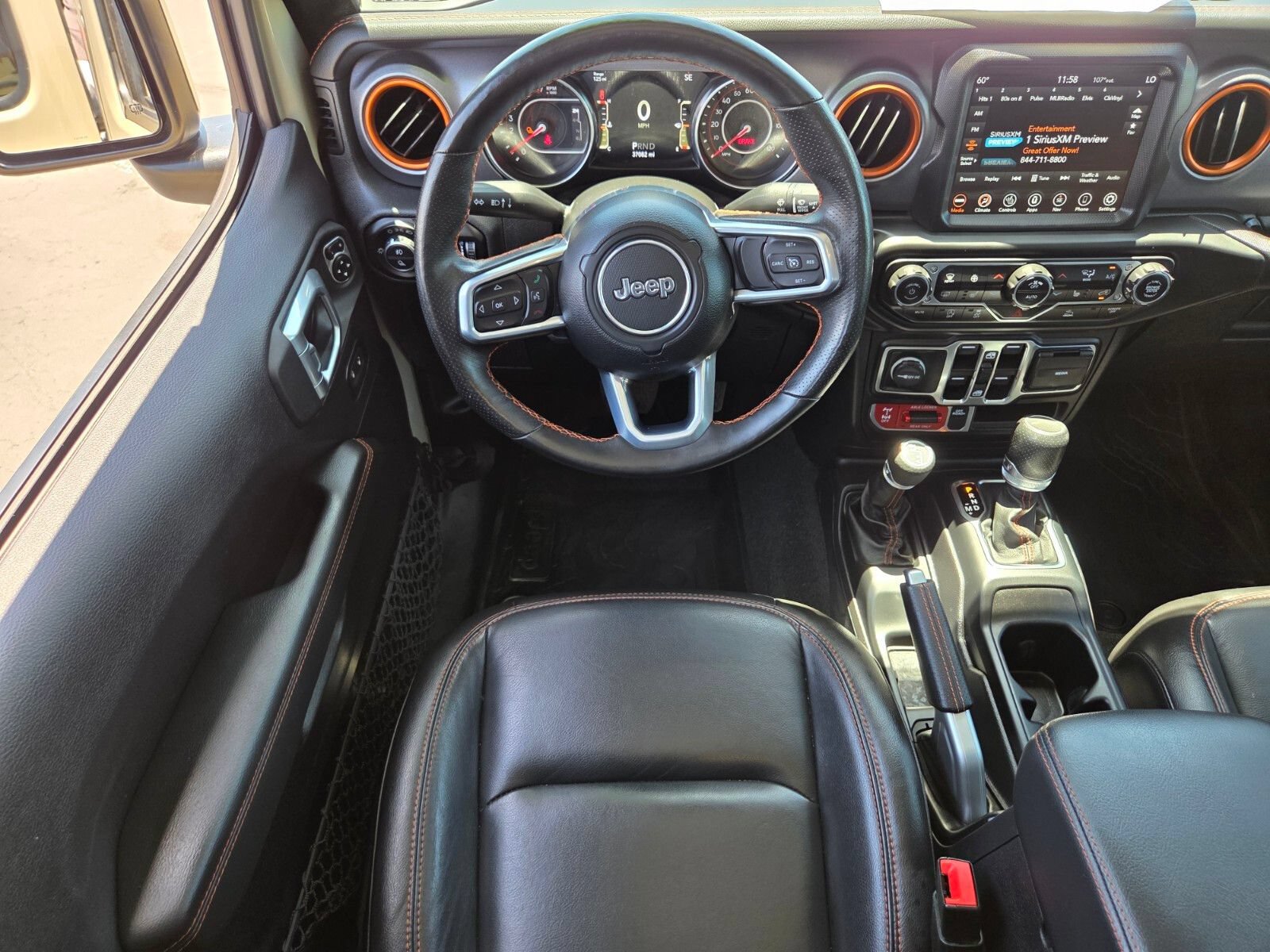 Used 2020 Jeep Gladiator Mojave AWD/4WD image 12