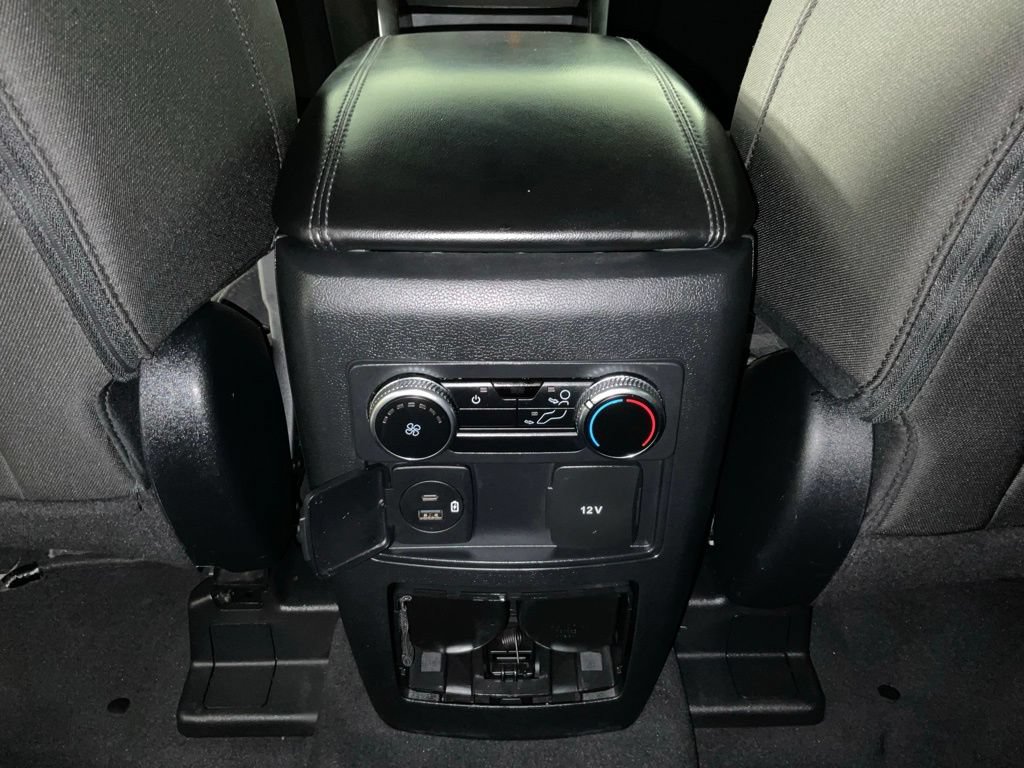 Certified 2022 Ford Explorer XLT RWD image 18