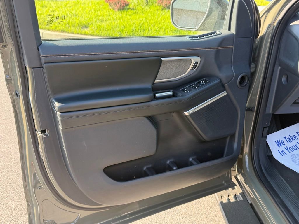 Certified 2025 Ford Expedition Tremor AWD/4WD image 27