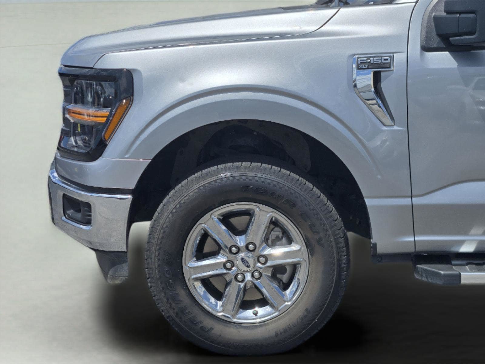 Certified 2025 Ford F150 XLT w/ Equipment Group 301A Standard AWD/4WD image 9
