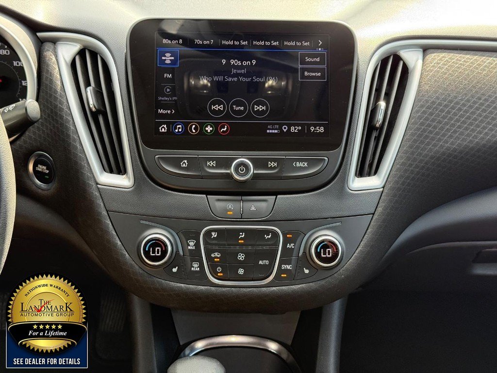 Used 2024 Chevrolet Malibu LT FWD image 18