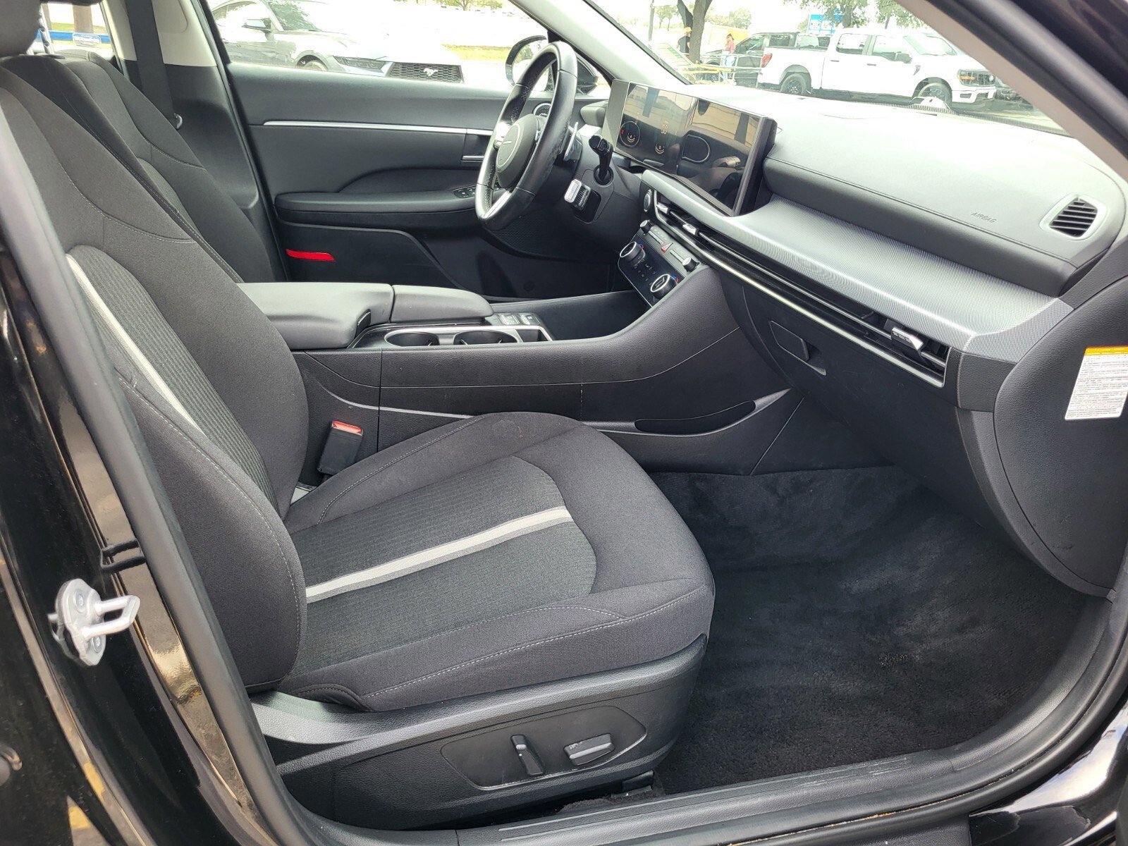 Used 2025 Hyundai Sonata SEL image 12