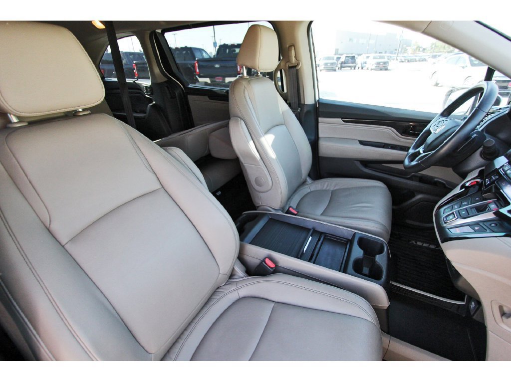 Used 2023 Honda Odyssey Touring image 37