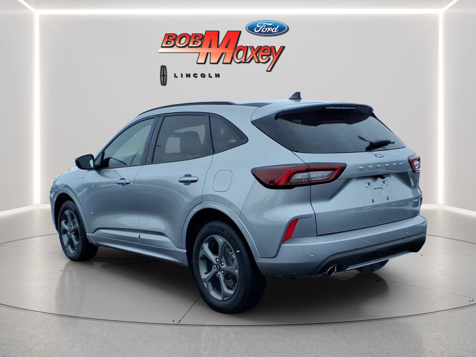Certified 2024 Ford Escape ST-Line w/ Tech Pack #1 AWD/4WD image 7