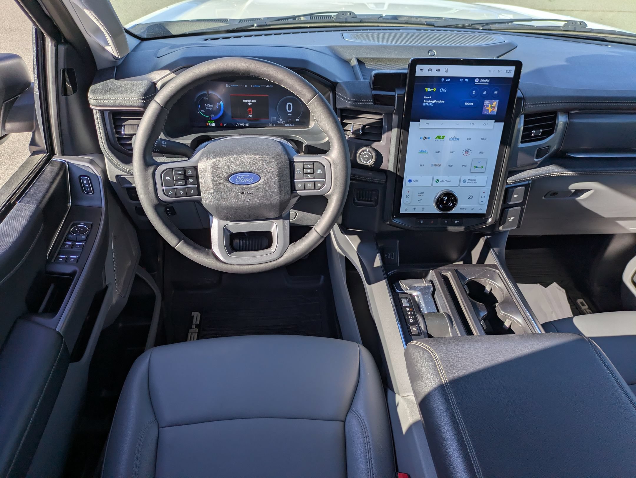 Certified 2025 Ford F150 Lightning Flash AWD/4WD image 31