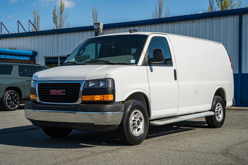 Used 2024 GMC Savana 2500 w/ Driver Convenience Package RWD image 3