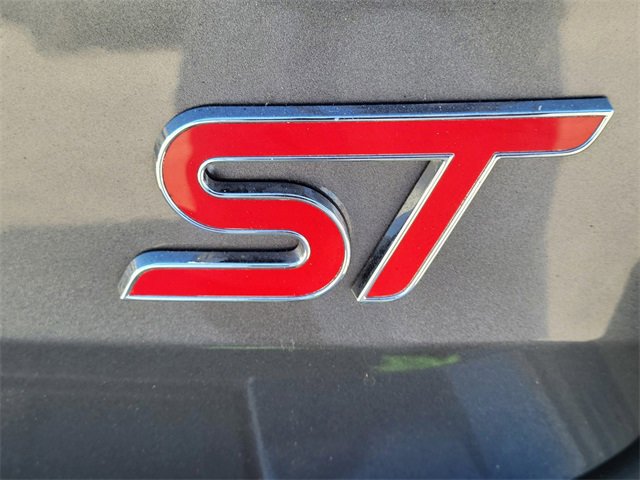 Certified 2023 Ford Explorer ST w/ Equipment Group 401A image 5