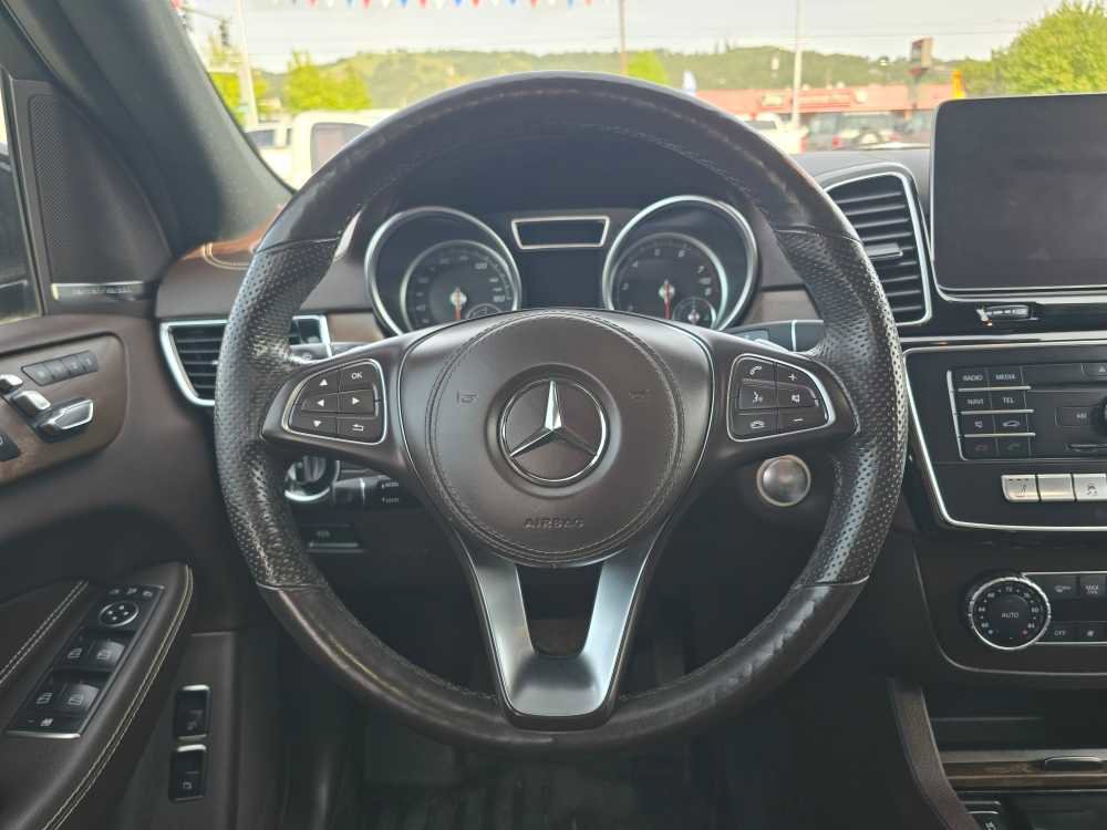 Used 2019 Mercedes-Benz GLS 450 4MATIC image 11