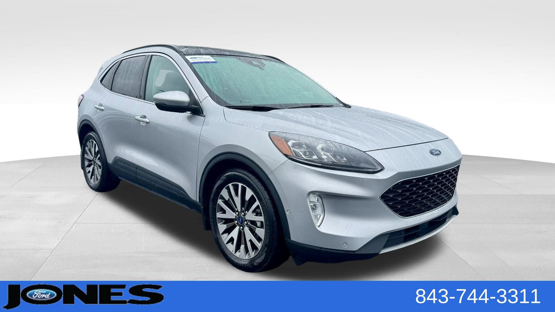 Certified 2020 Ford Escape Titanium w/ Titanium Premium Package 2.0 image 1