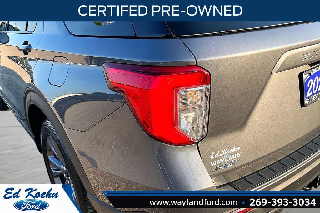 Certified 2023 Ford Explorer XLT w/ Equipment Group 202A AWD/4WD image 30