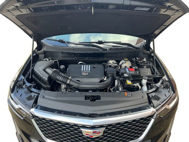 Used 2023 Cadillac XT6 Luxury w/ LPO, Floor Liner Package AWD/4WD image 16